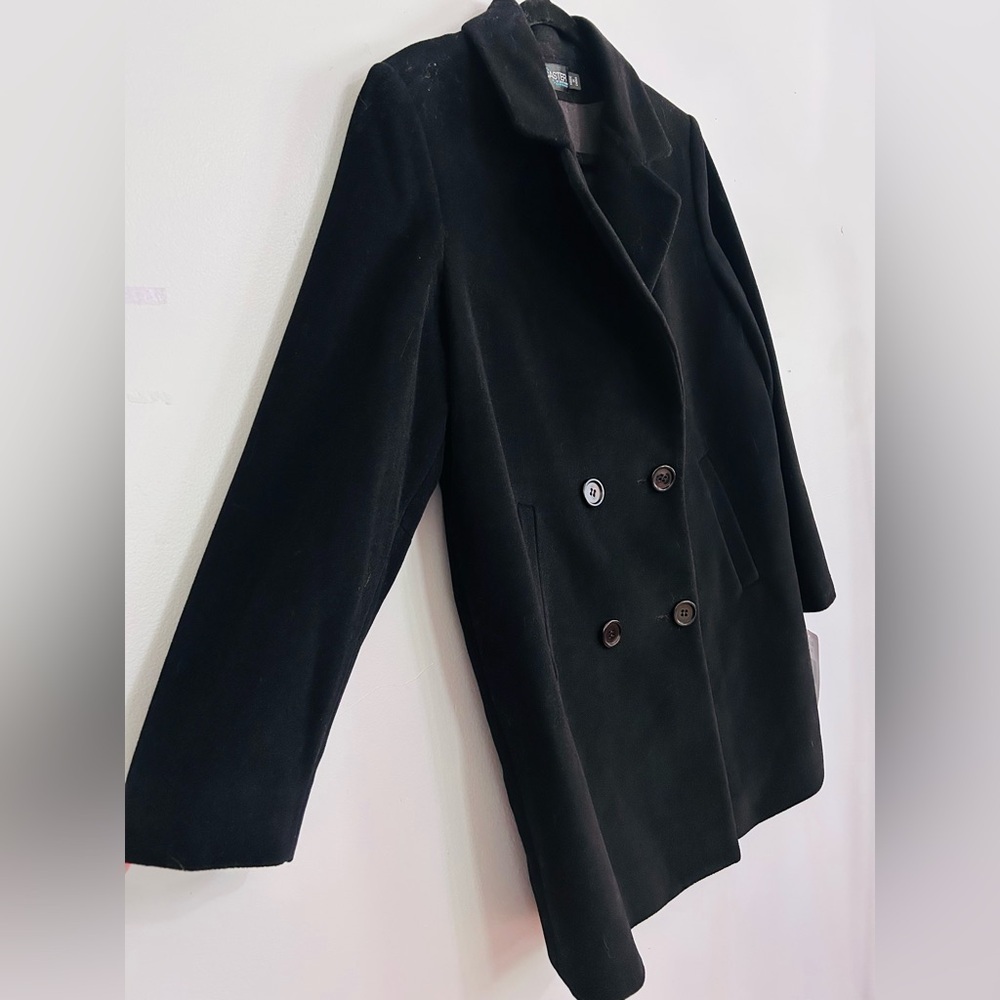 Forecaster of Boston Women Sz 10 Fine Lambswool Black Pea Coat Quiet Luxury - Picture 2 of 6